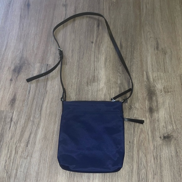 MARC JACOBS NORTH SOUTH CROSSBODY BAG INDIGO BLUE - Picture 3 of 8